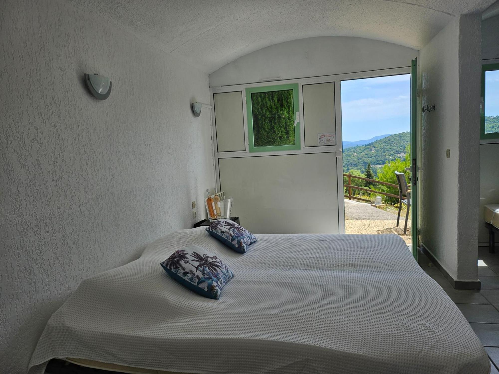 Capsud, La Garde-Freinet Apartman Kültér fotó